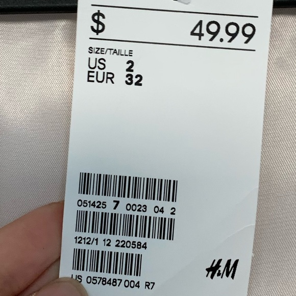 H&M Boyfriend Blazer Cream Colored with Ruched Sleeves - BRAND NEW - Picture 3 of 3